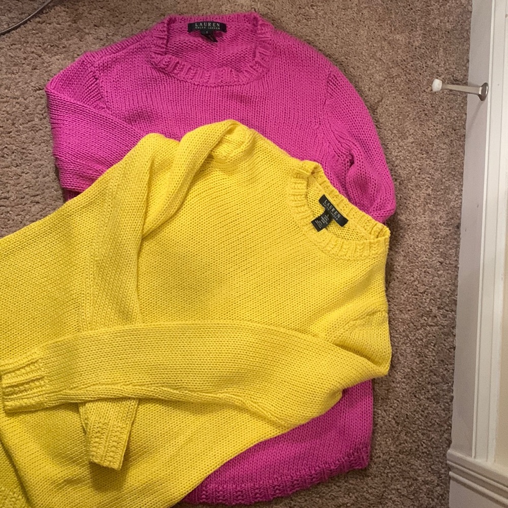 2 Ralph Lauren sweaters 20$ for both